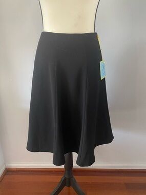 CeCe size 10 black NWT lined skirt